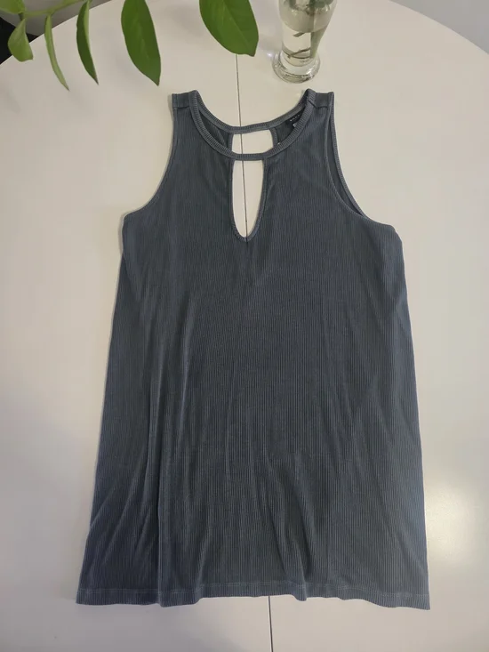 torrid Slate Blue Ribbed Keyhole Tank - Picture 1 of 8